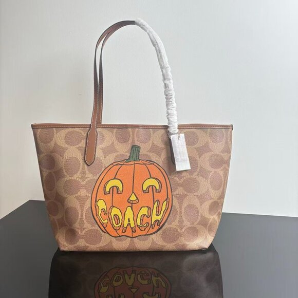 COACH Halloween Tote Bag  size : 33*29*16 - Picture 1 of 10
